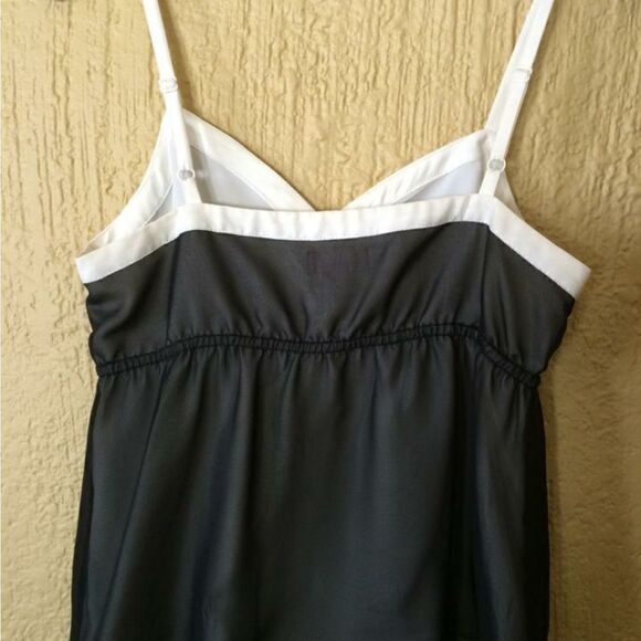 ELLE Top🌻2/$15   - Picture 4 of 4